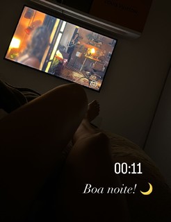 Erika Schneider feet photo 11