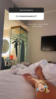 Erika Schneider feet photo 17