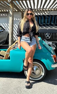Erika Schneider feet photo 7