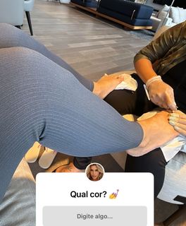Erika Schneider feet photo 13