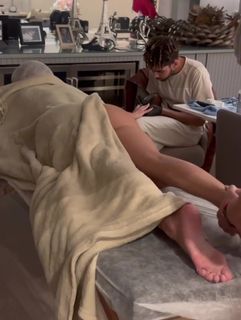Erika Schneider feet photo 4