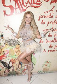Erika Schneider feet photo 11
