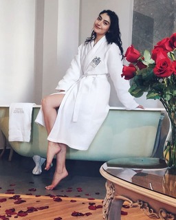 Erika Toa Russo feet photo 11