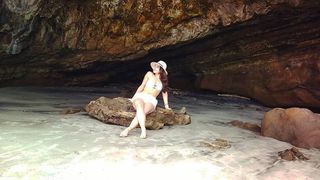 Erika Toa Russo feet photo 10
