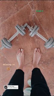 Erika Toa Russo feet photo 3
