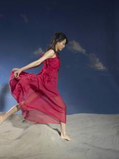 Erika Toda feet photo 15