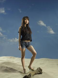 Erika Toda feet photo 9