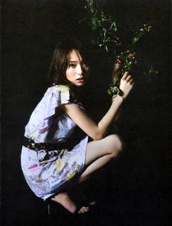 Erika Toda feet photo 13