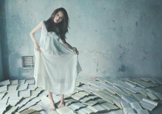 Erika Toda feet photo 4