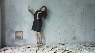 Erika Toda feet photo 18