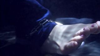 Erika Toda feet photo 6