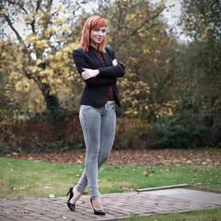 Erika Van Tielen feet photo 13