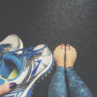 Erika Van Tielen feet photo 7