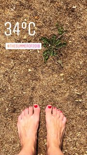 Erika Van Tielen feet photo 14