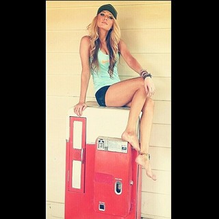 Erin Alvey O'Sullivan feet photo 6