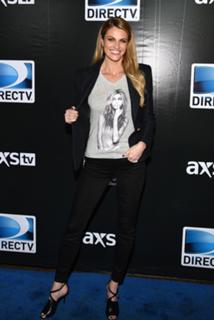 Erin Andrews feet photo thumbnail