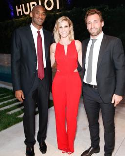 Erin Andrews feet photo thumbnail