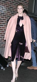 Erin Andrews feet photo thumbnail