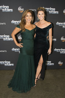 Erin Andrews feet photo thumbnail