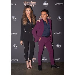 Erin Andrews feet photo thumbnail