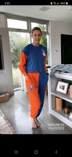 Erin Andrews feet photo thumbnail