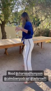 Erin Andrews feet photo thumbnail