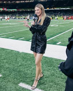Erin Andrews feet photo 2