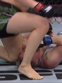 Erin Blanchfield feet photo 9