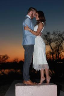 Erin Cahill feet photo thumbnail