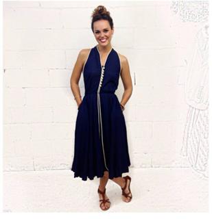 Erin Cahill feet photo thumbnail