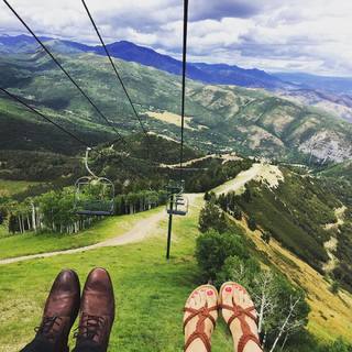Erin Cahill feet photo thumbnail