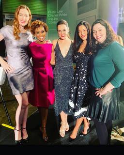 Erin Cahill feet photo thumbnail