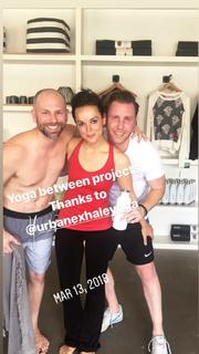 Erin Cahill feet photo thumbnail