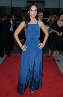 Erin Cahill feet photo thumbnail