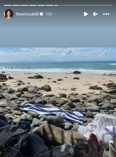Erin Cahill feet photo thumbnail
