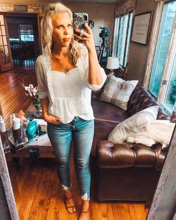 Erin Colton feet photo 3