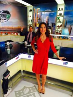 Erin Coscarelli feet photo 2