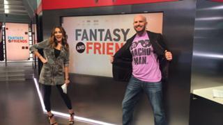 Erin Coscarelli feet photo 20