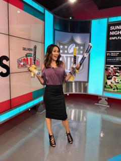 Erin Coscarelli feet photo 19