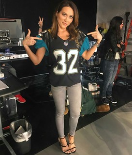 Erin Coscarelli feet photo 17
