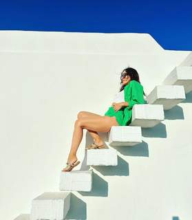 Erin Coscarelli feet photo 8