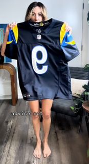 Erin Coscarelli feet photo 5