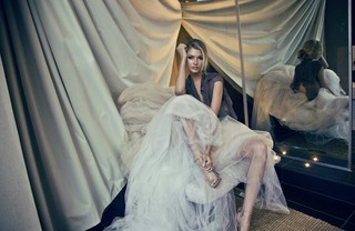 Erin Cummins feet photo 9