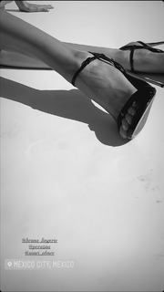 Erin Cummins feet photo 4