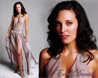 Erin Daniels feet photo 2