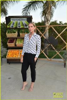 Erin Foster feet photo 17