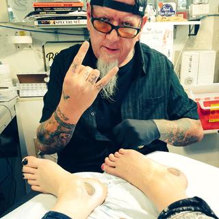 Erin Gilfoy feet photo 7
