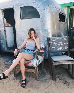 Erin Gilfoy feet photo 12