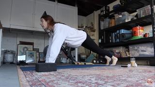 Erin Gilfoy feet photo 10