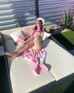 Erin Gilfoy feet photo 3